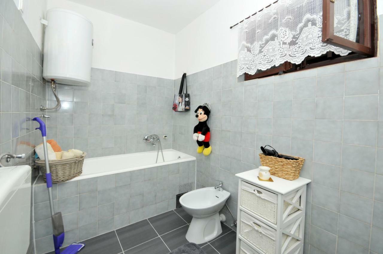 Apartment Ana Trogir Eksteriør bilde