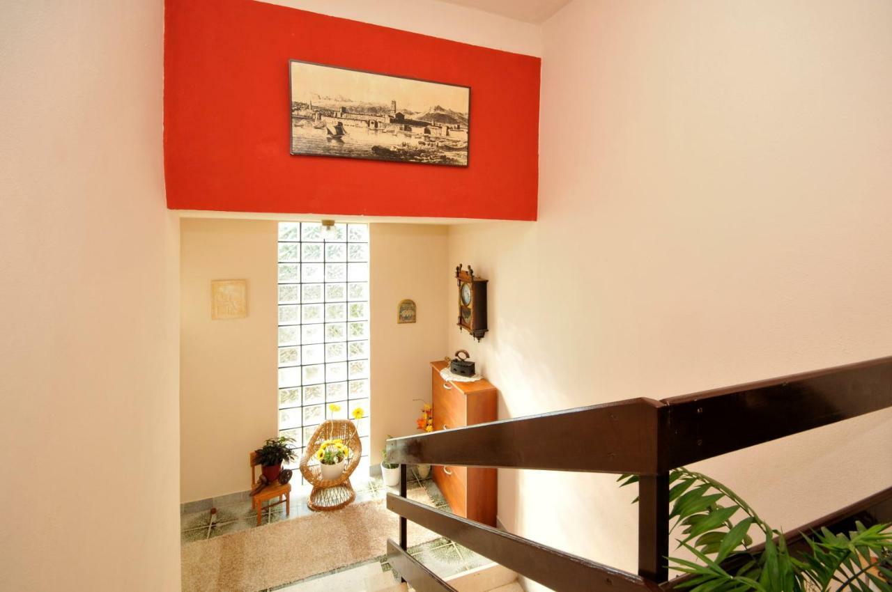 Apartment Ana Trogir Eksteriør bilde